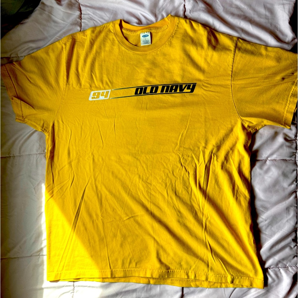Old Navy 94 Shirt
Color: Yellow